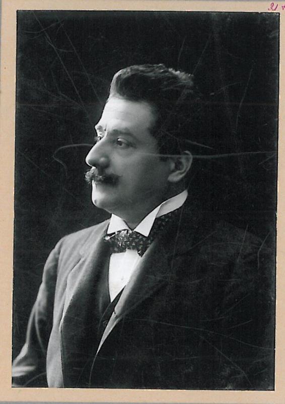 Alfredo Testoni, ritratto con autografo